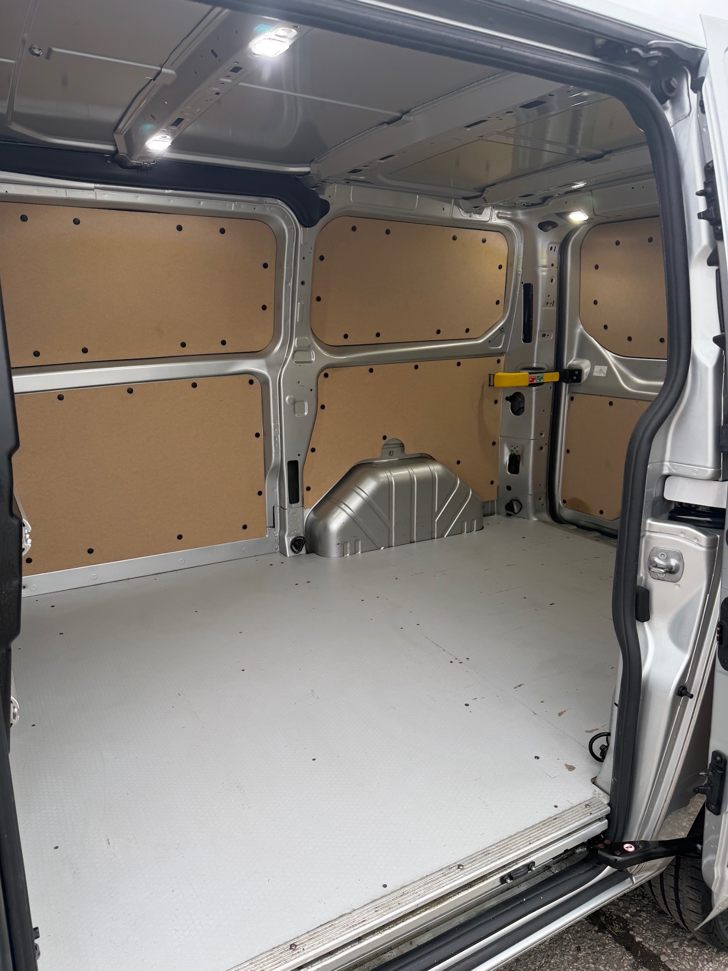 Used Ford Transit Custom 2021 for sale - 77377838: Photo 17