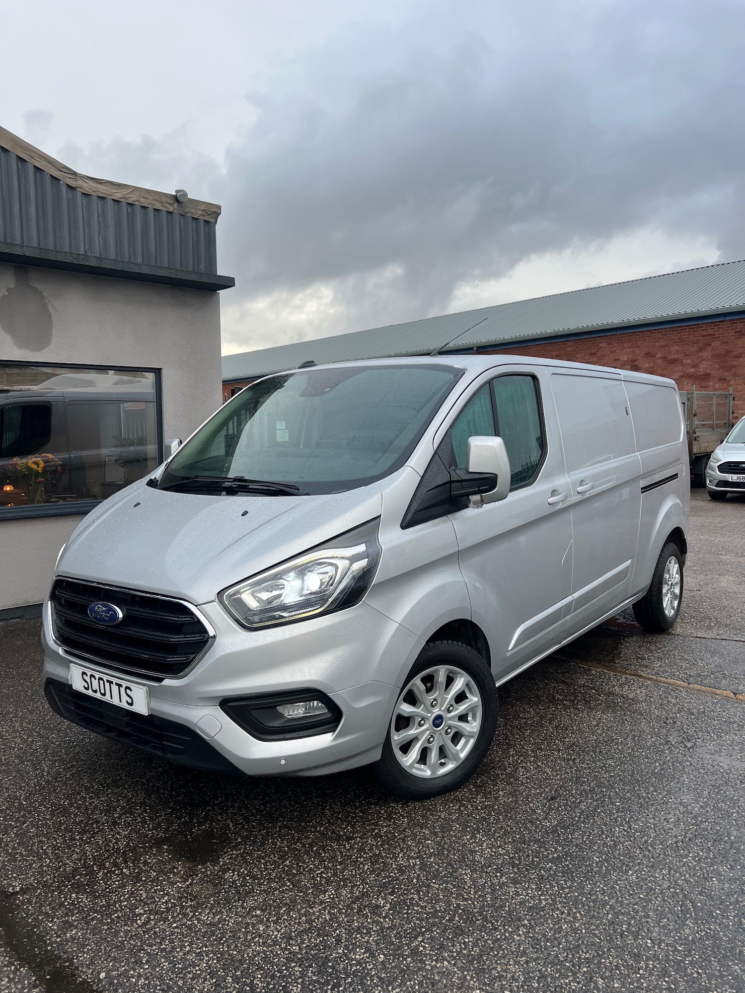 Used Ford Transit Custom 2020 for sale - 76274427: Photo 1