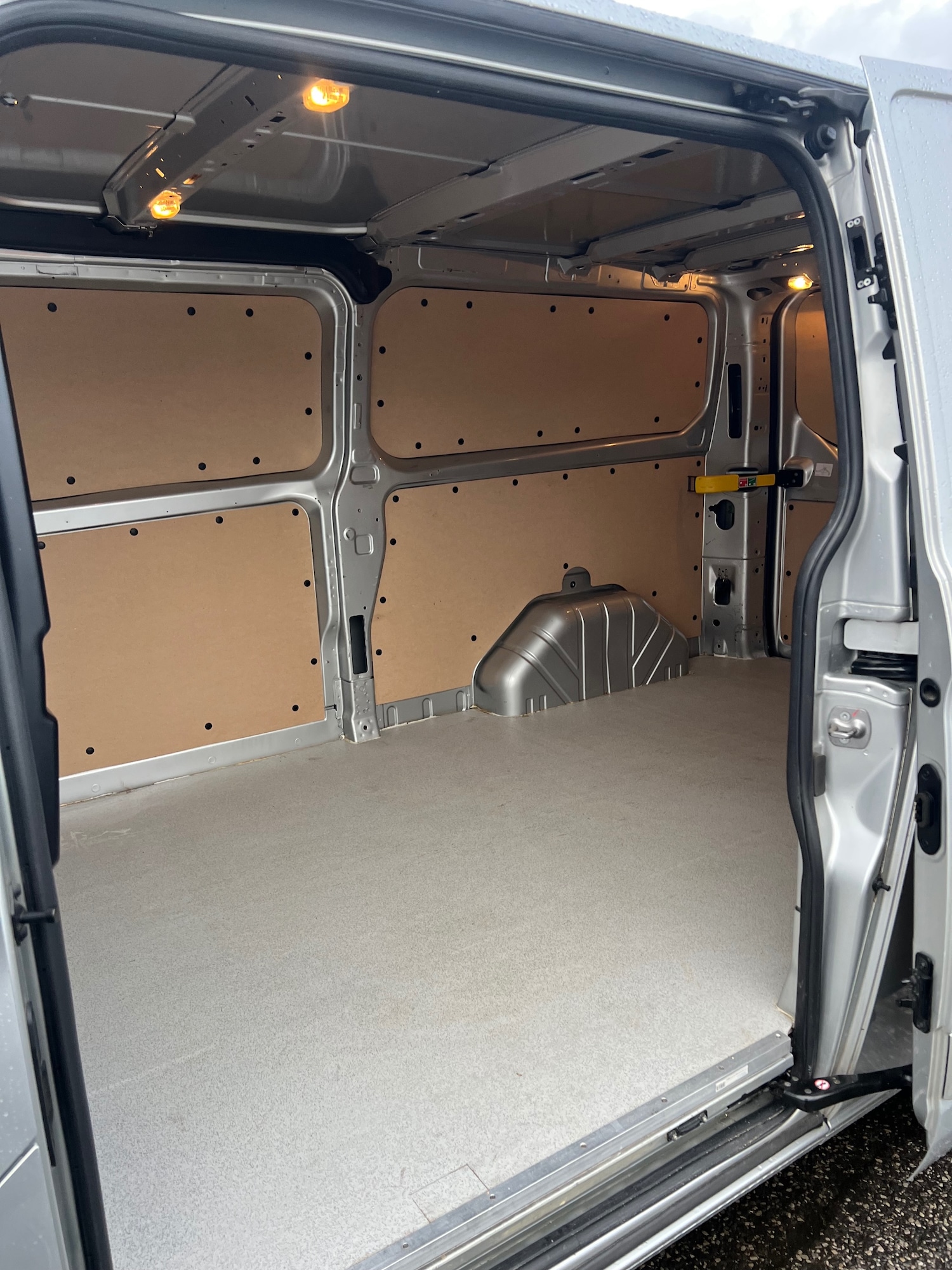 Used Ford Transit Custom 2020 for sale - 76274427: Photo 18