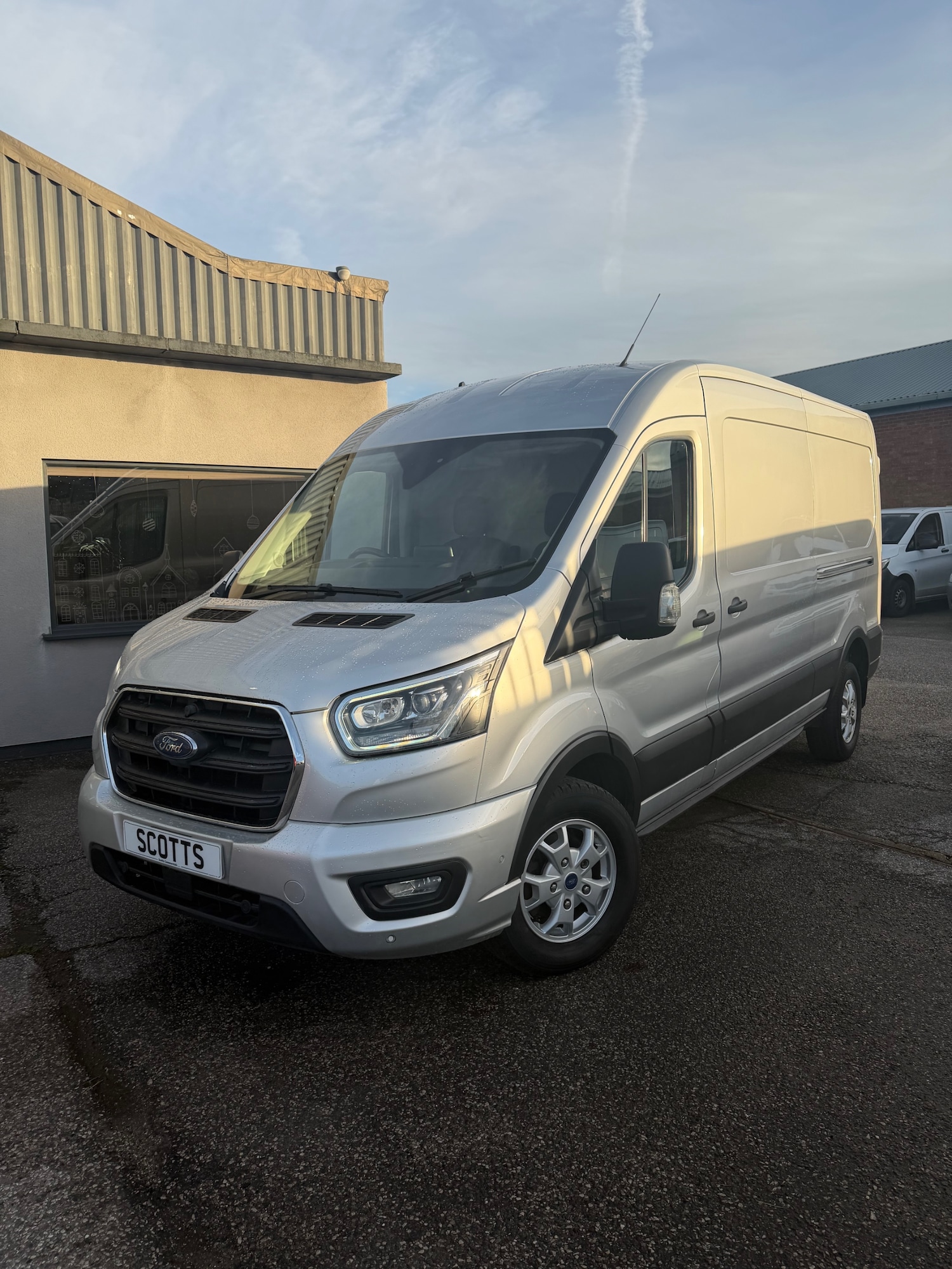 Used Ford Transit 2021 for sale - 76402954: Photo 1