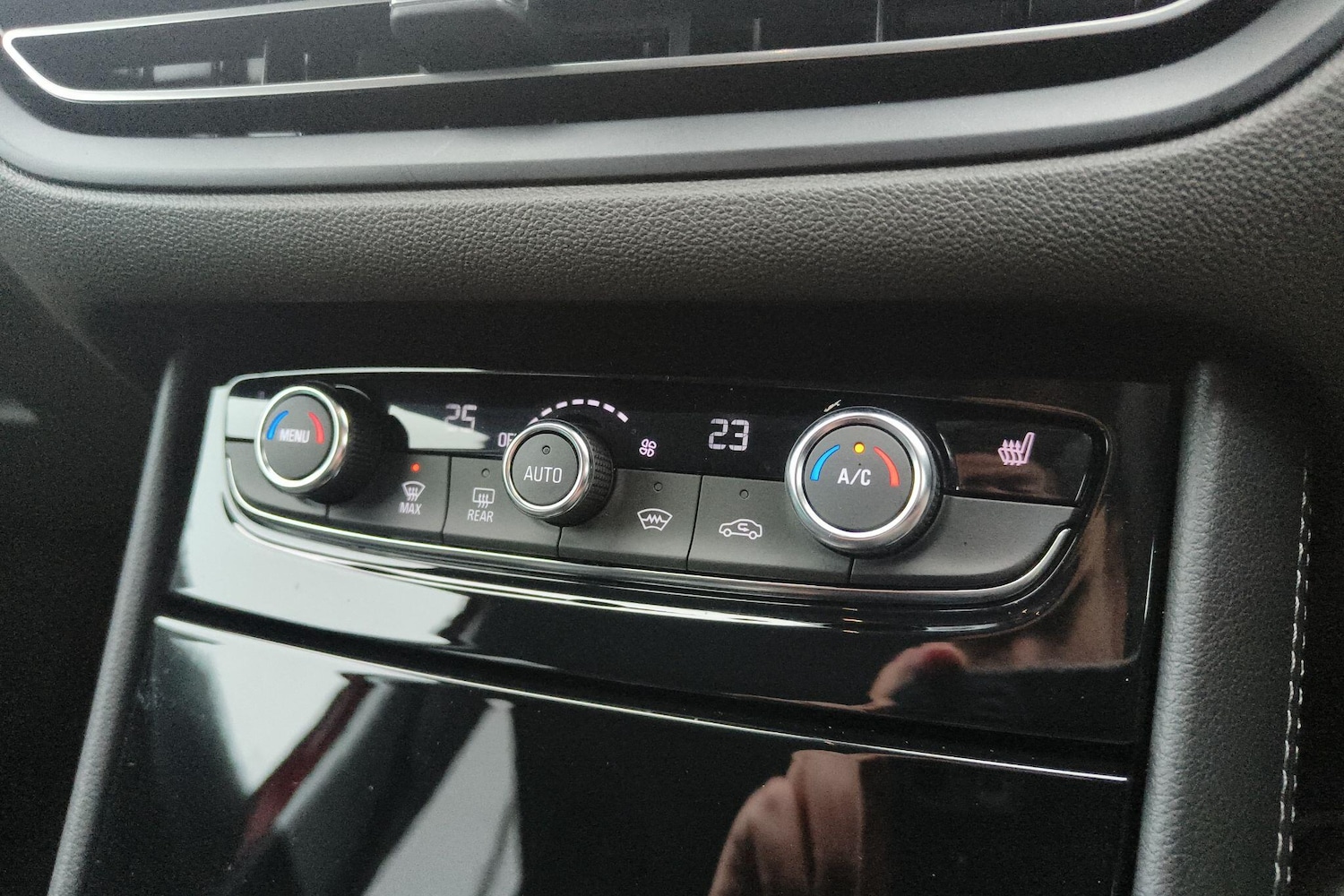 Used Vauxhall Grandland 2024 for sale - 77186845: Photo 25