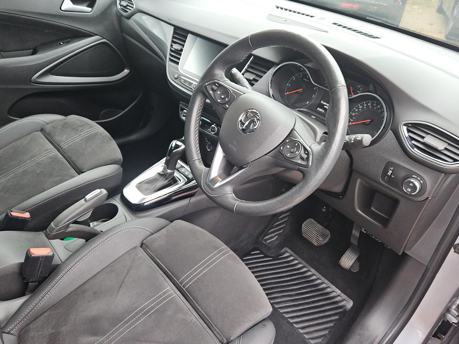 Used Vauxhall Crossland 2022 for sale - 76722664: Photo 10