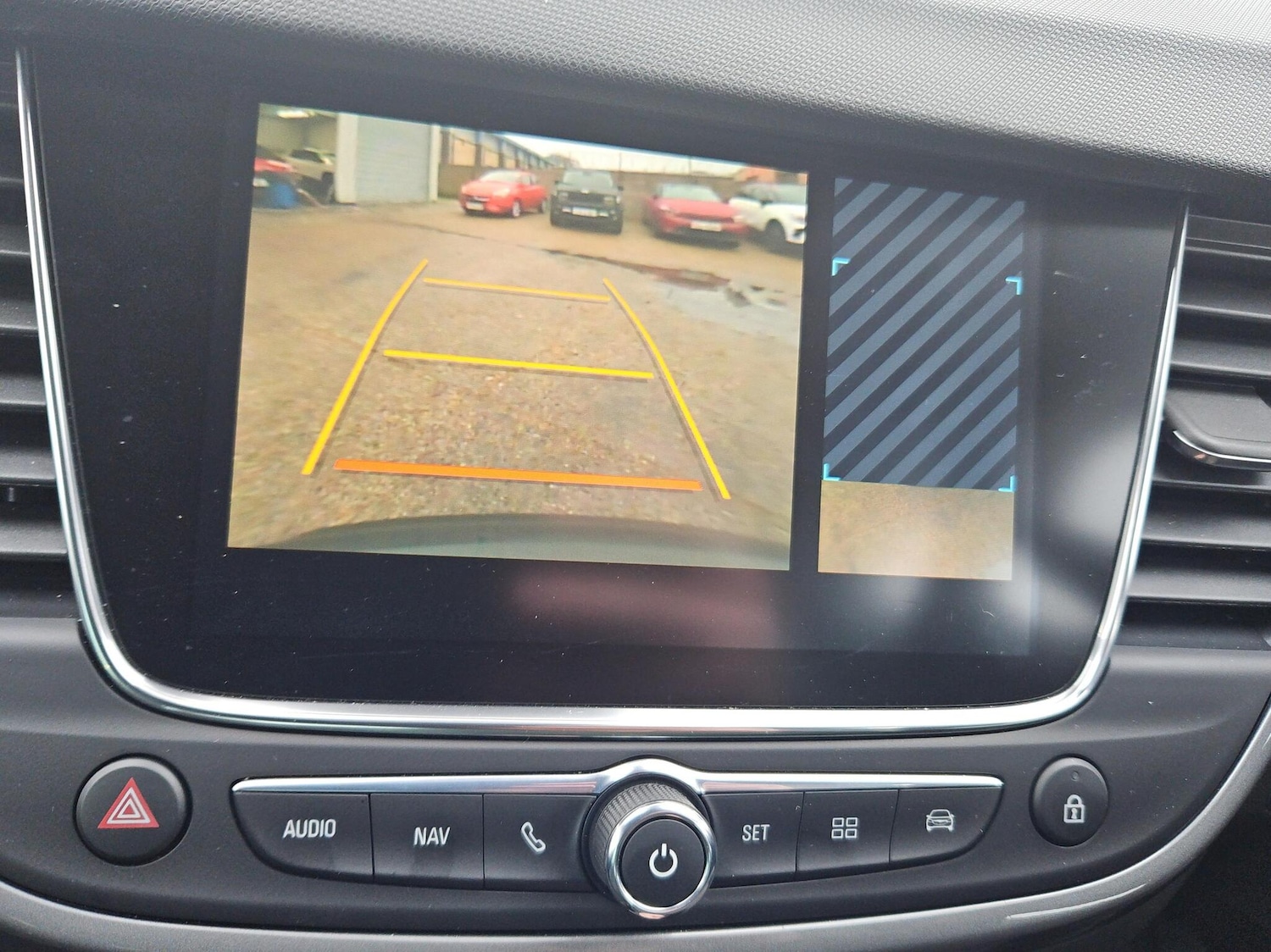 Used Vauxhall Crossland 2022 for sale - 76722664: Photo 21