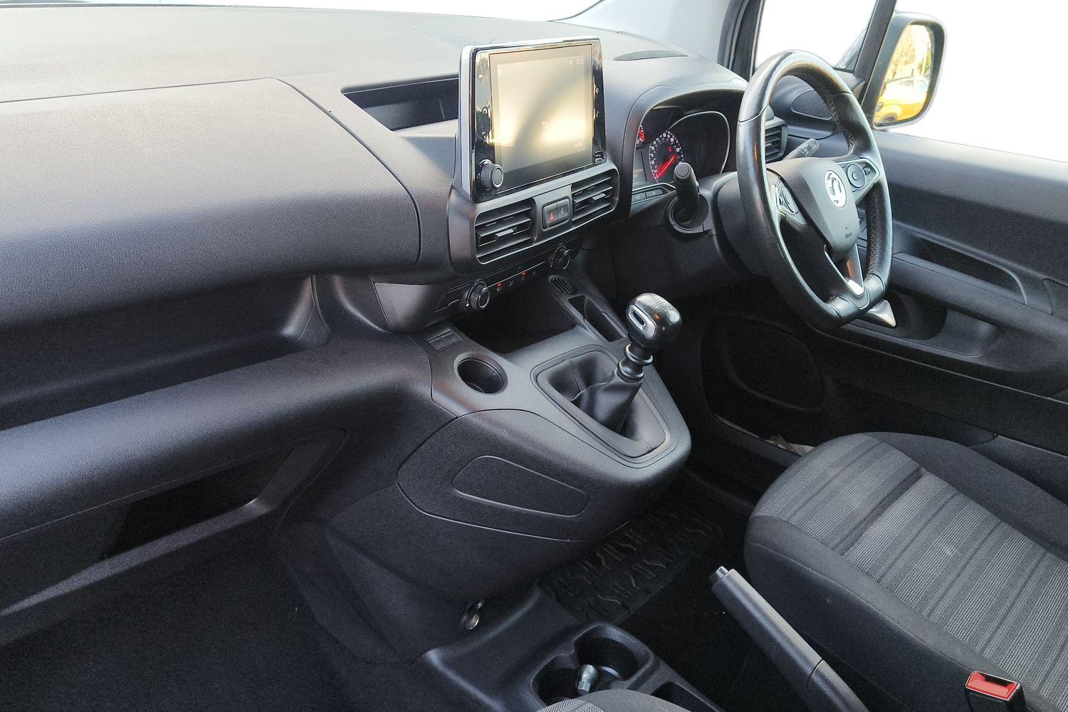 Used Vauxhall Combo Life 2022 for sale - 77643941: Photo 2