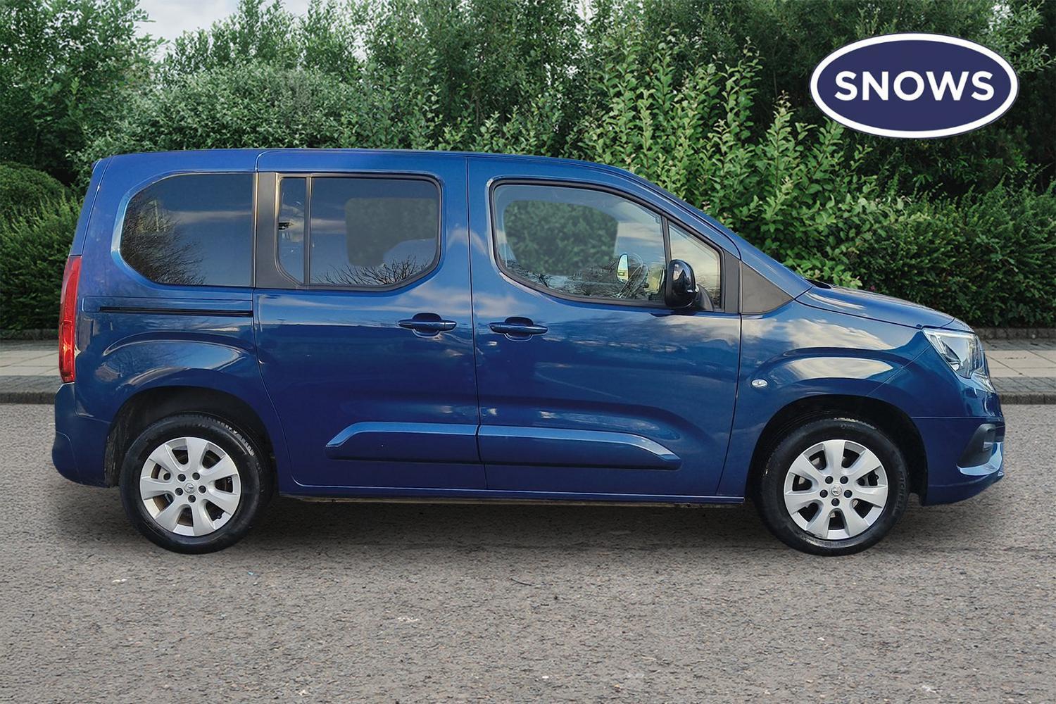 Used Vauxhall Combo Life 2022 for sale - 77643941: Photo 4