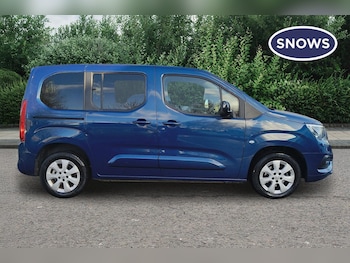 Used Vauxhall Combo Life 2022 for sale - 77643941: Photo