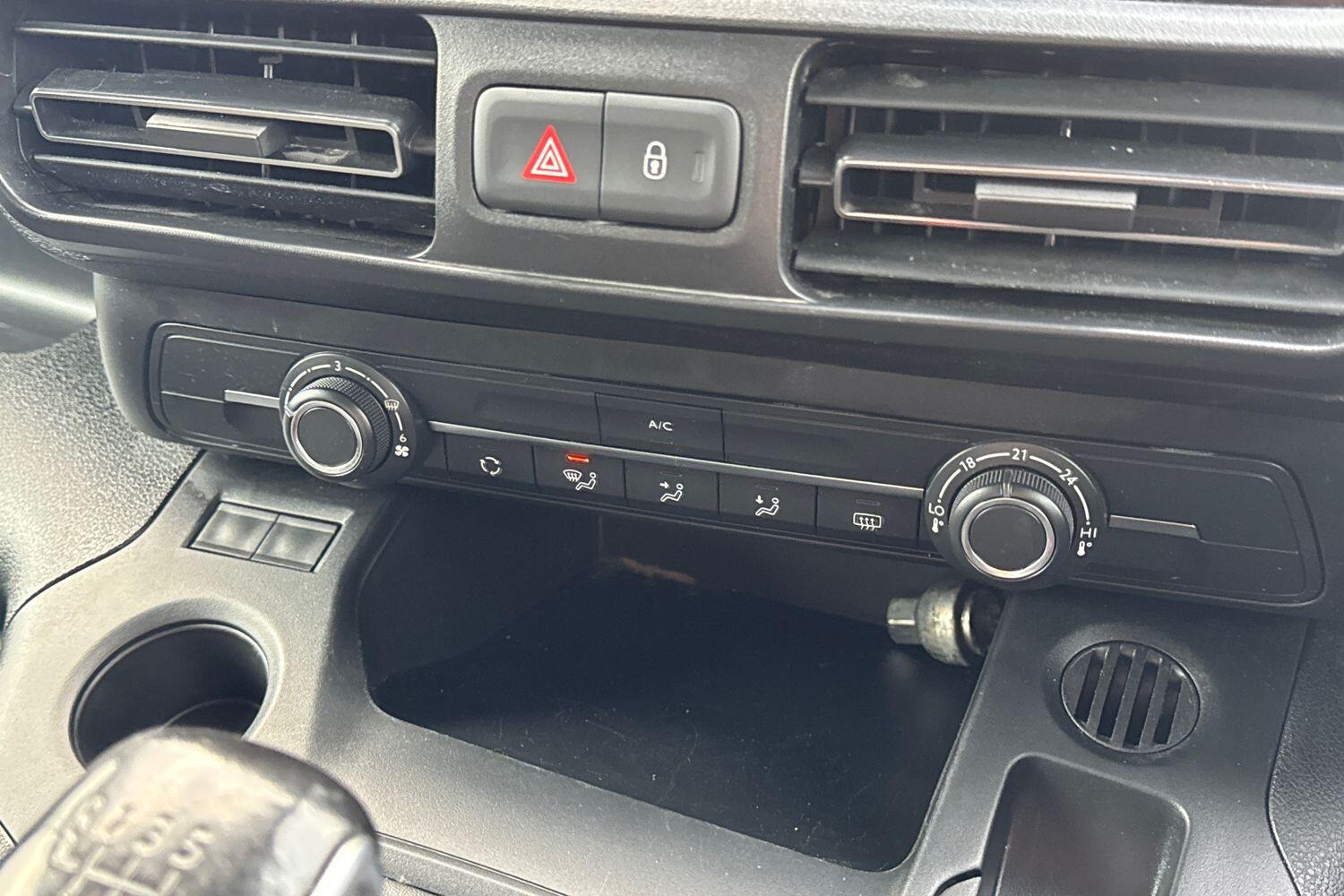 Used Vauxhall Combo Life 2022 for sale - 77691437: Photo 12