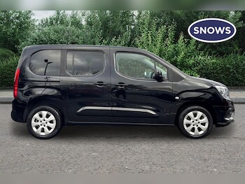 Used Vauxhall Combo Life 2022 for sale - 77691437: Photo