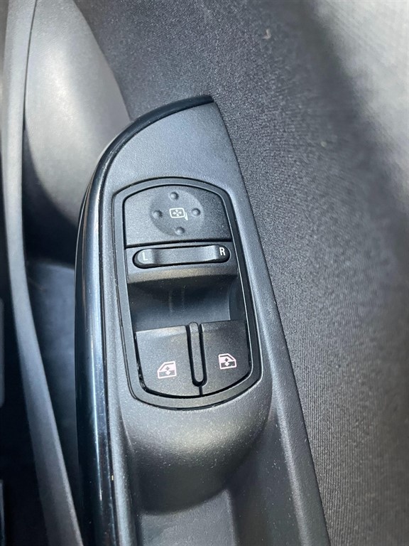 Used Vauxhall Corsa 2018 for sale - 76221926: Photo 33