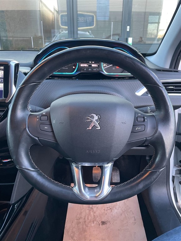 Used Peugeot 2008 2016 for sale - 77116331: Photo 12