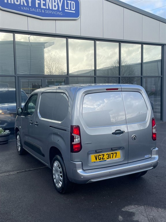 Used Vauxhall Combo 2021 for sale - 77210790: Photo 8