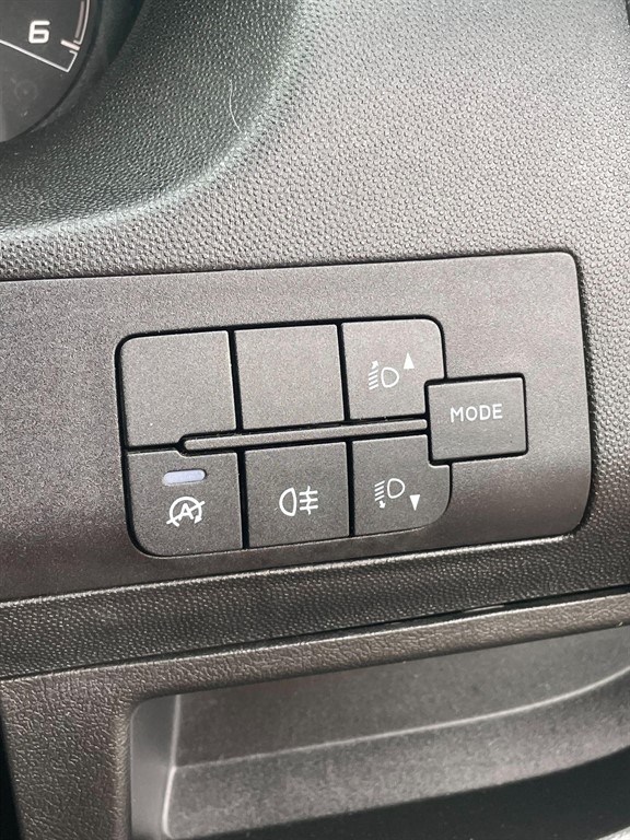 Vehicle 33