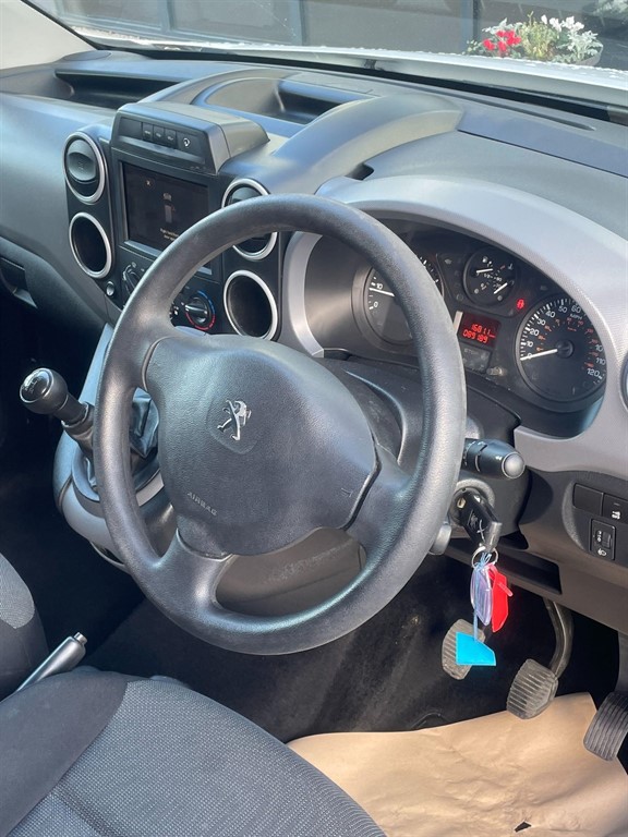 Used Peugeot Partner 2018 for sale - 76355284: Photo 12