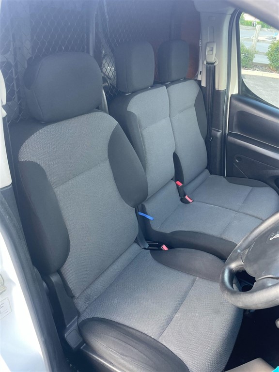 Used Peugeot Partner 2018 for sale - 76355284: Photo 16