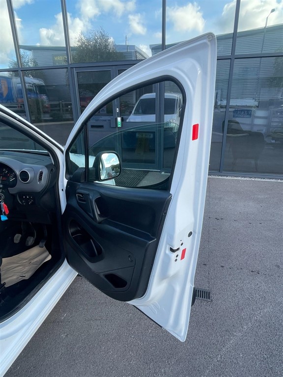 Used Peugeot Partner 2018 for sale - 76355284: Photo 25