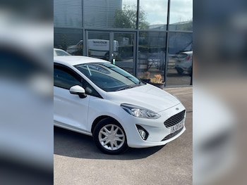 Used Ford Fiesta 2020 for sale - 76037914: Photo