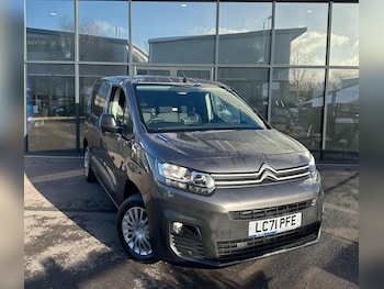 Used Citroen Berlingo 2021 for sale - 76908255: Photo