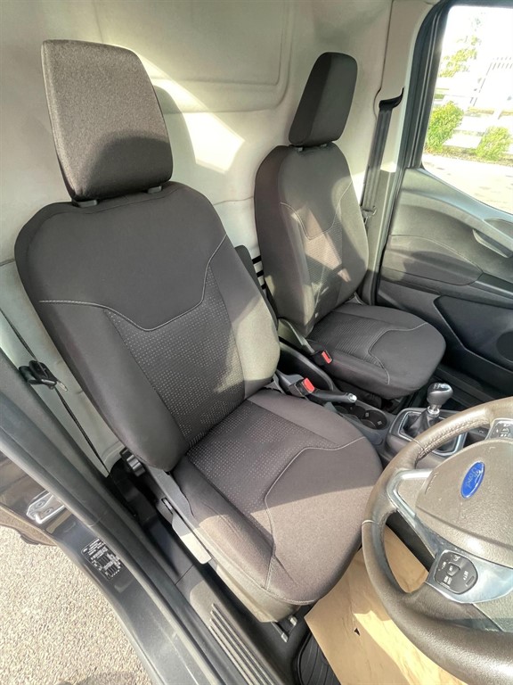 Used Ford Transit Courier 2021 for sale - 76696697: Photo 17