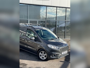 Used Ford Transit Courier 2021 for sale - 76696697: Photo