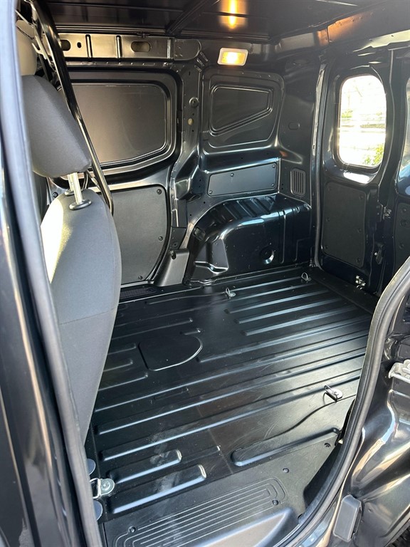 Used Fiat Fiorino 2020 for sale - 76908260: Photo 25