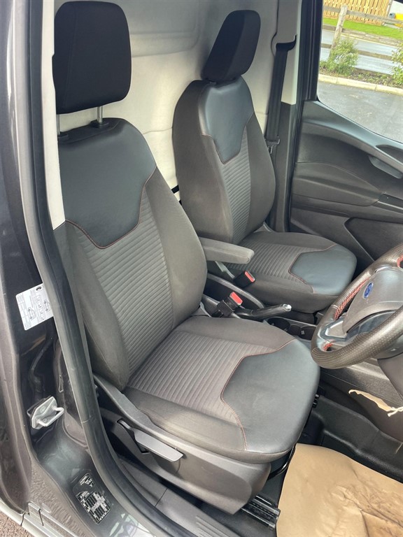 Used Ford Transit Courier 2022 for sale - 77210762: Photo 27