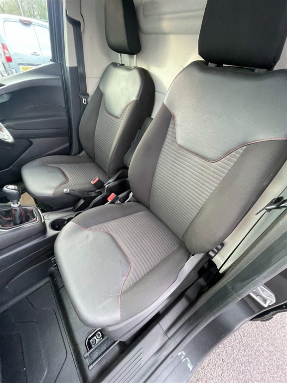 Used Ford Transit Courier 2022 for sale - 77210762: Photo 28