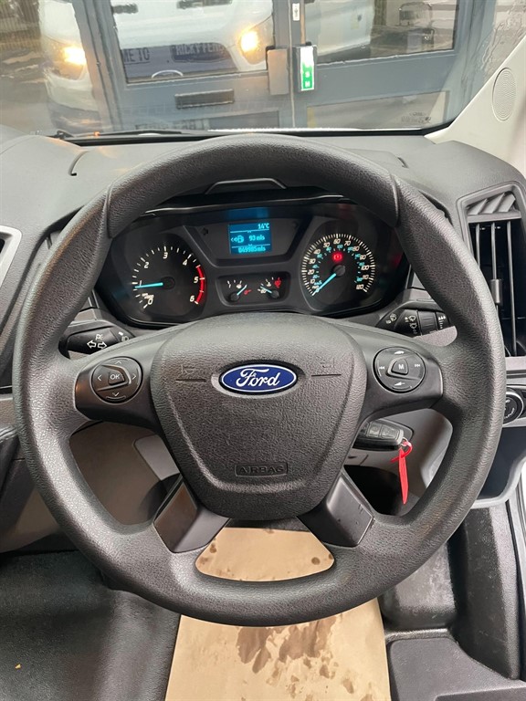 Used Ford Transit 2018 for sale - 76609773: Photo 19