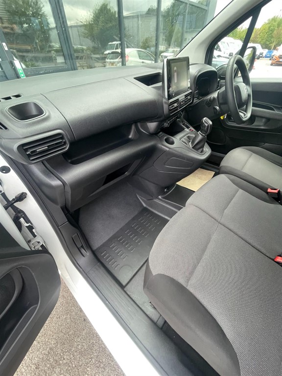 Vehicle 29