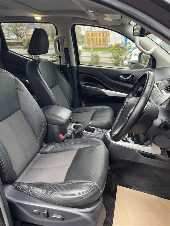 Used Nissan Navara 2021 for sale - 77686080: Photo 8
