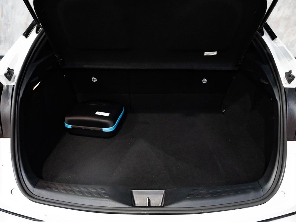 Used Toyota C-HR 2023 for sale - 77677225: Photo 23