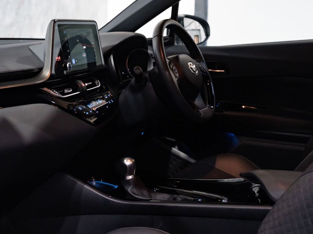 Used Toyota C-HR 2023 for sale - 77677225: Photo 25