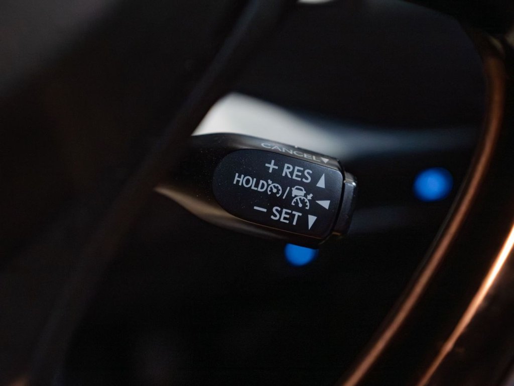 Used Toyota C-HR 2023 for sale - 77677225: Photo 30