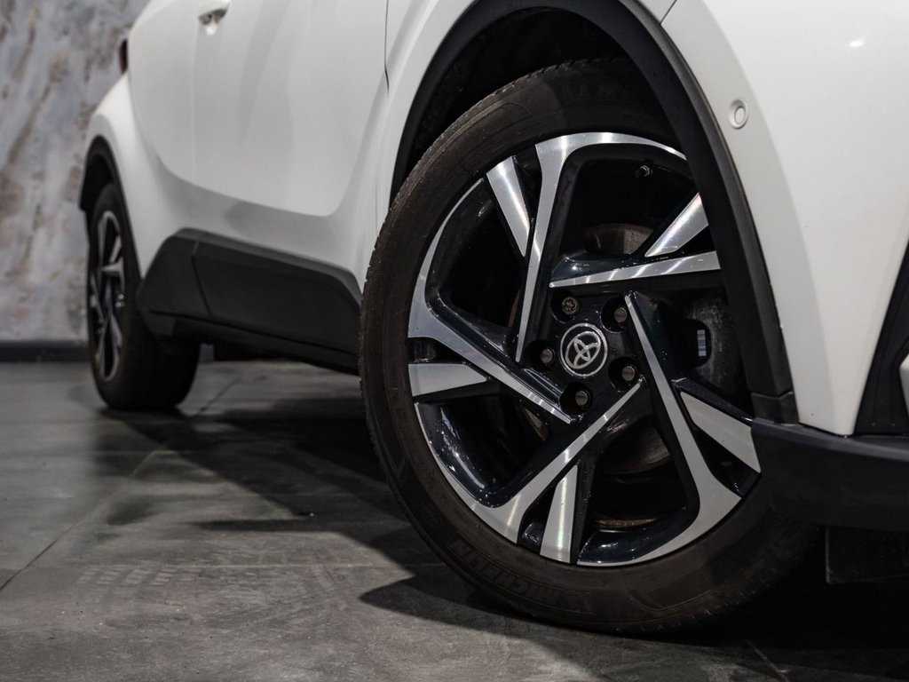 Used Toyota C-HR 2023 for sale - 77677225: Photo 5