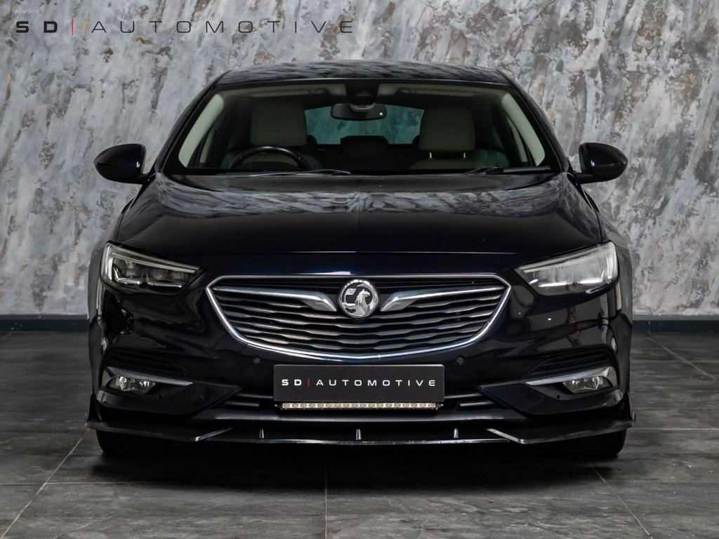 Used Vauxhall Insignia 2017 for sale - 77764599: Photo 2