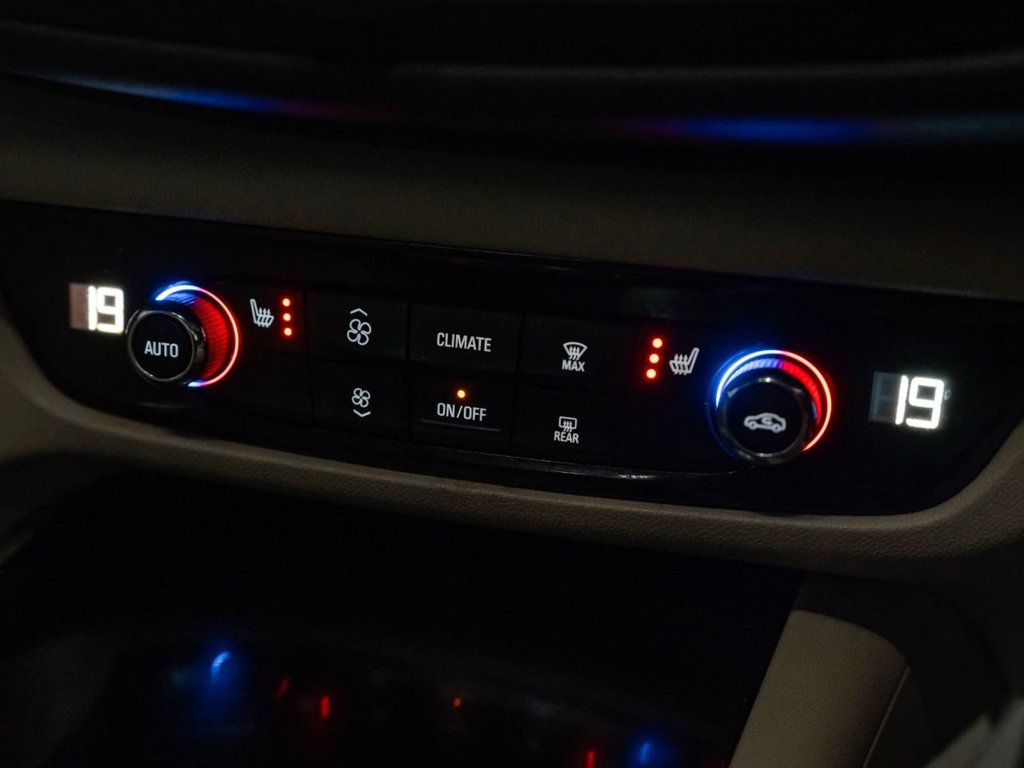 Used Vauxhall Insignia 2017 for sale - 77764599: Photo 32