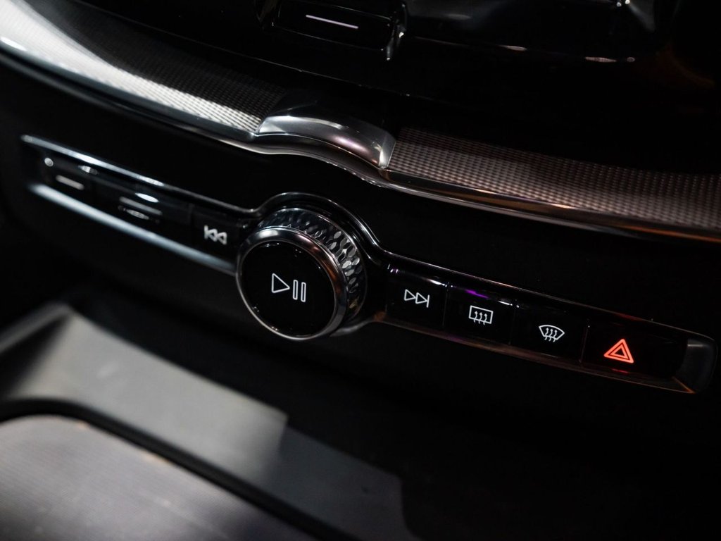 Used Volvo XC60 2019 for sale - 77677217: Photo 34