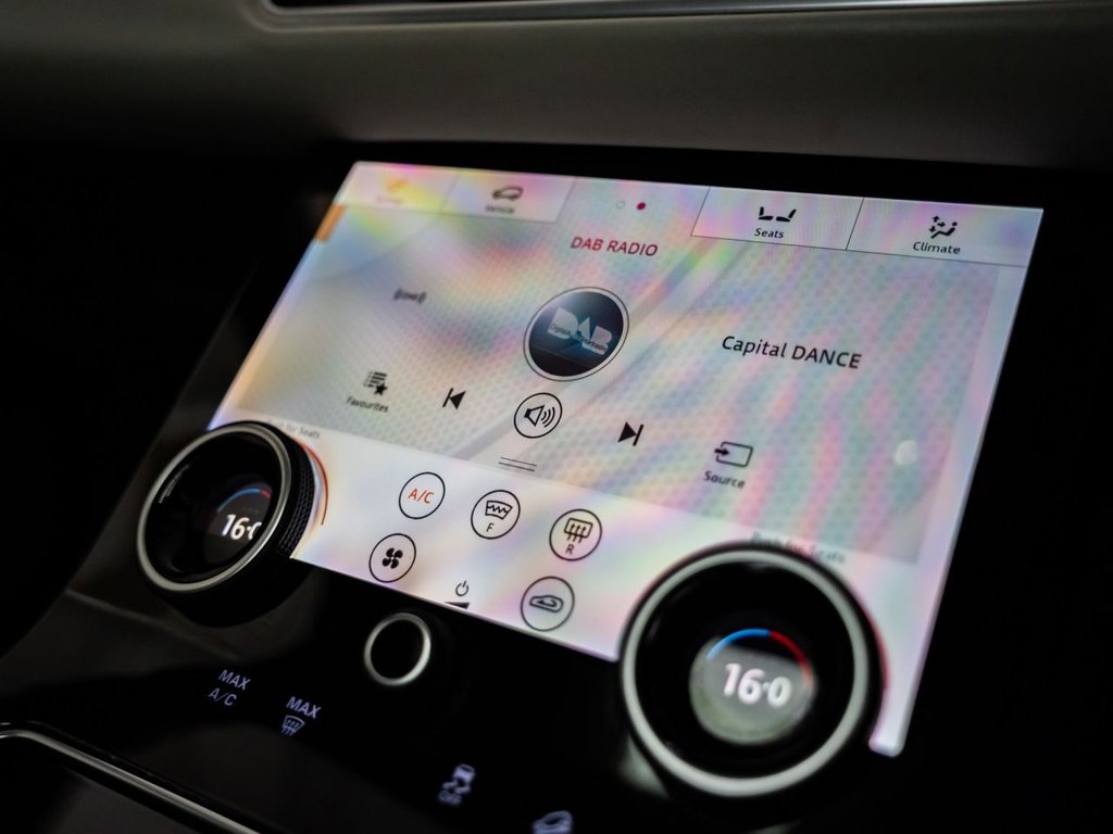 Used Land Rover Range Rover Velar 2017 for sale - 77677185: Photo 18