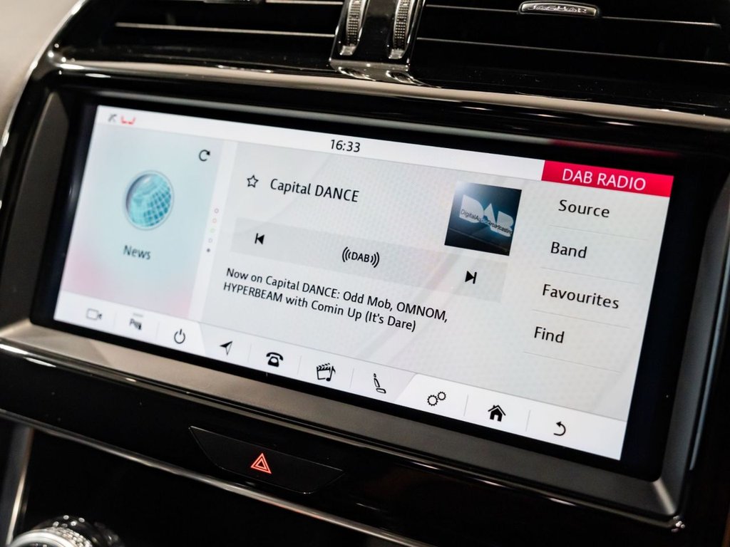 Used Jaguar XE 2020 for sale - 77677209: Photo 37