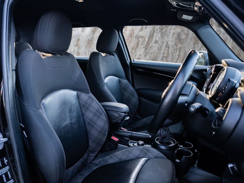 Used MINI Hatch 2018 for sale - 77677210: Photo 7