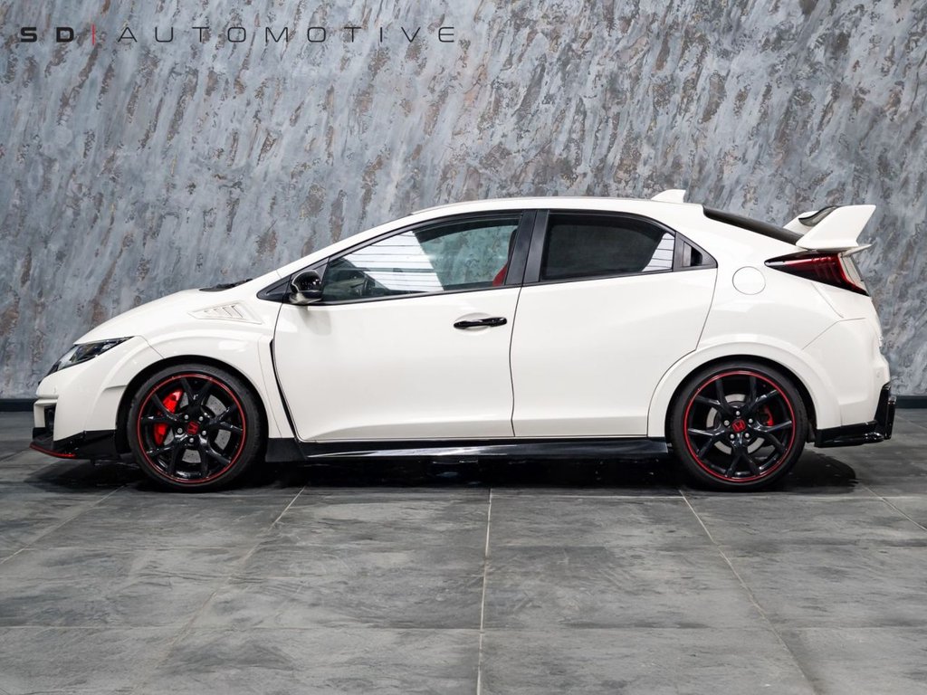 Used Honda Civic 2016 for sale - 77677228: Photo 12