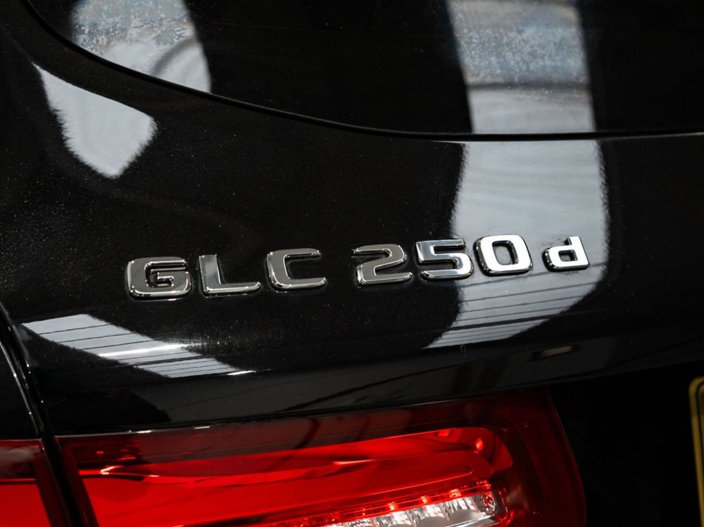 Used Mercedes-Benz GLC 2019 for sale - 77677204: Photo 17