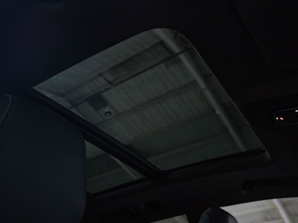 Used Audi Q8 2018 for sale - 77677176: Photo 38