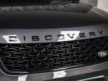 Used Land Rover Discovery 2017 for sale - 78017630: Photo