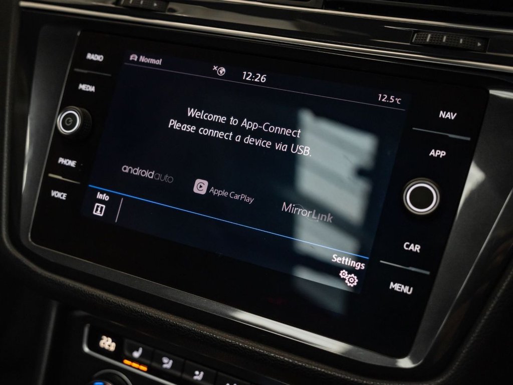 Used Volkswagen Tiguan 2019 for sale - 77677175: Photo 41