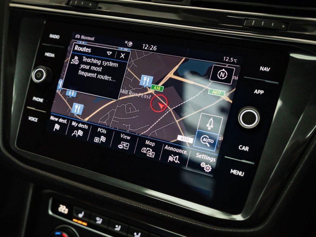 Used Volkswagen Tiguan 2019 for sale - 77677175: Photo 8