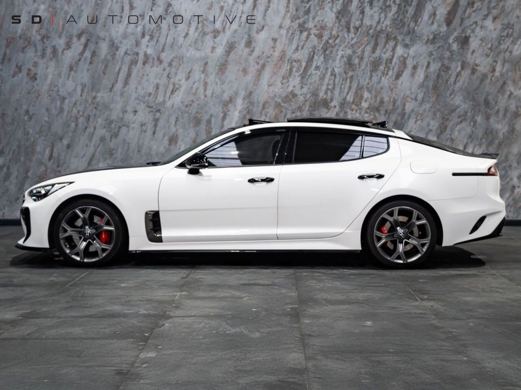 Used Kia Stinger 2017 for sale - 77677226: Photo 9