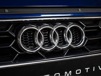 Used Audi A4 2021 for sale - 77677193: Photo