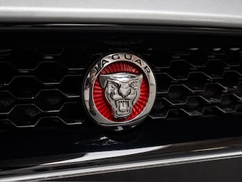 Used Jaguar F-Type 2017 for sale - 77880062: Photo