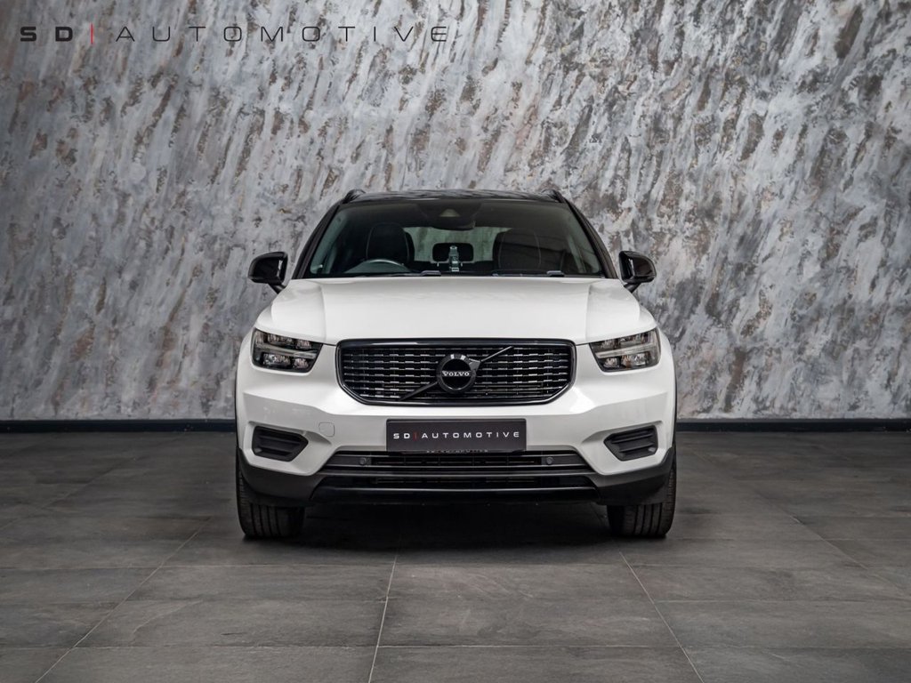 Used Volvo XC40 2021 for sale - 77677177: Photo 2