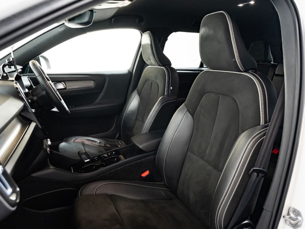 Used Volvo XC40 2021 for sale - 77677177: Photo 25